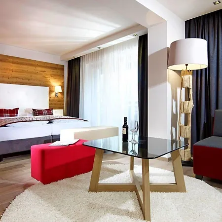 Szálloda Ritzlerhof - Panorama Und (adults Only) Sautens