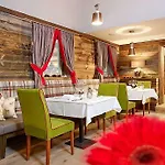 ホテル Ritzlerhof - Panorama Und (adults Only) 4*