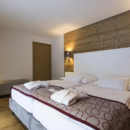 Hotel Ritzlerhof - Adults Only 4*